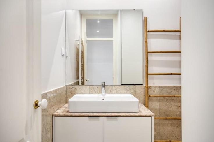 Quarto Com Banheiro Privativo Na Baixa 리스본 외부 사진