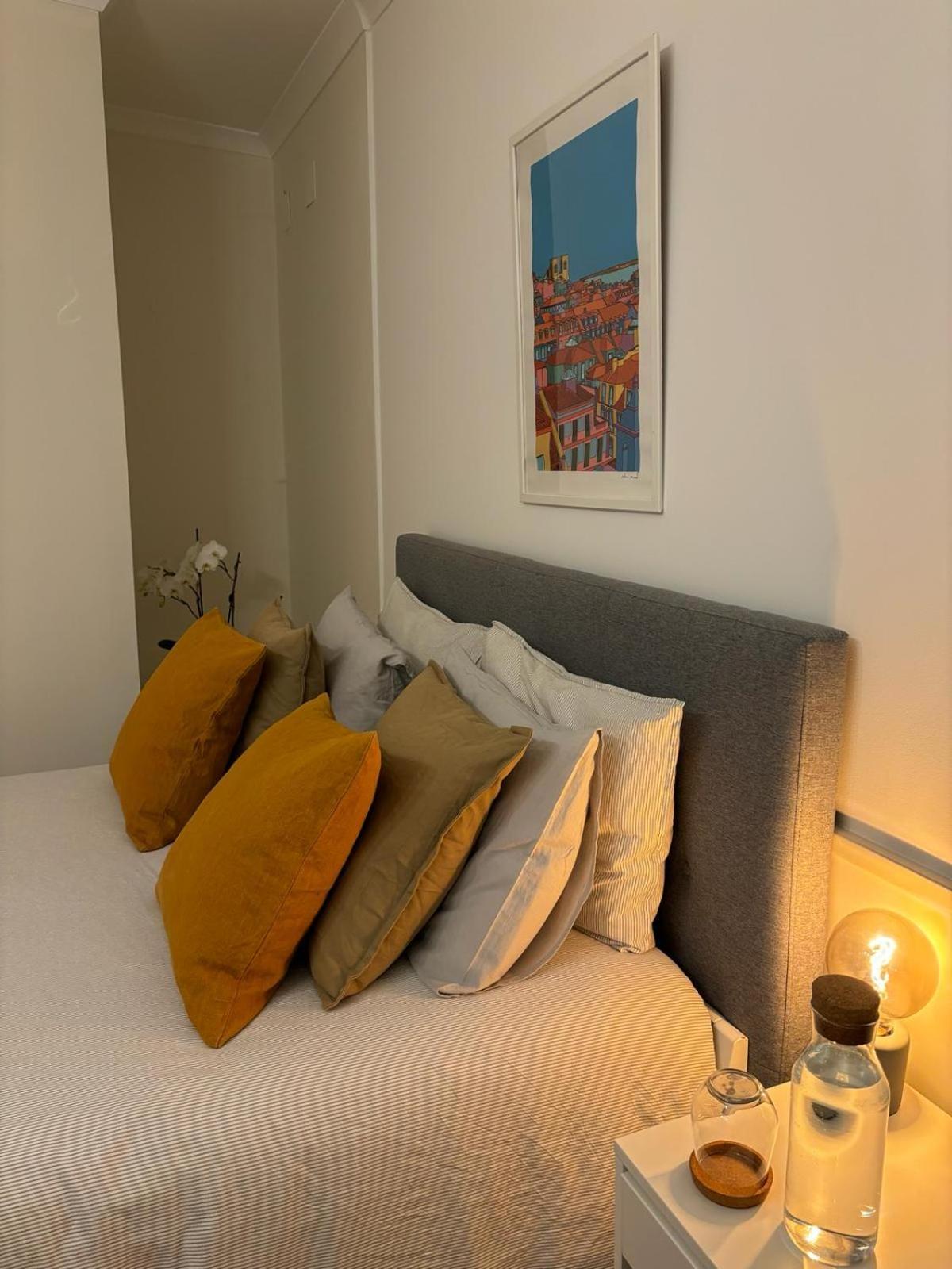 Quarto Com Banheiro Privativo Na Baixa 리스본 외부 사진